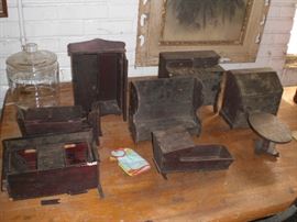 10 pieces of wooden doll house furniture