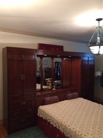 Thomasville bedroom suite.  Includes queen size bed.