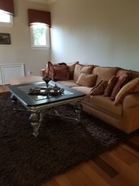 Amazing Sectional Sofa!  Like NEW Condition!, Brown Rug measures 12 x 9, Coffee table!