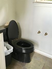 Pool House Toilet - Black