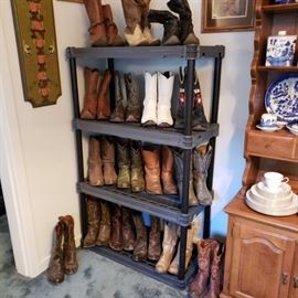 Cowboy boots! Men, size 9.5