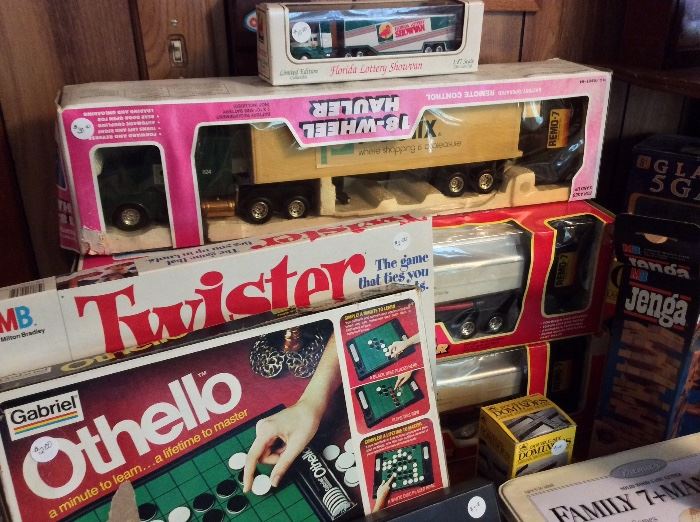 Classic Games. Publix 18 Wheel Milk Tankers with Remote Control in Original Boxes.