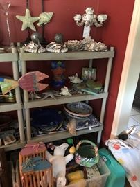 assorted décor & Easter items