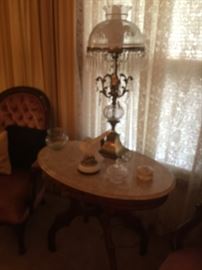  MARBLE TOP TABLE  AND ANTIQUE LAMP