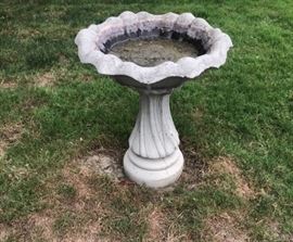 Bird bath 
