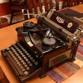 Royal typewriter.