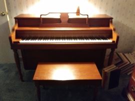 Estey spinet piano with bench