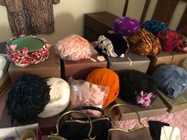 Lot of beautiful vintage hats
