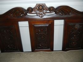 detail on front entrance setee