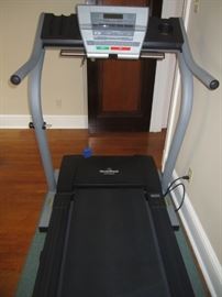VERY NICE TREADMILL