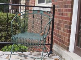 PATIO TABLE AND 4 CHAIRS