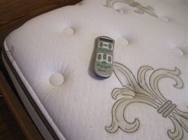 LIKE NEW WITH CONTROL FEATURES