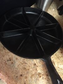 Cast iron corn bread pan 