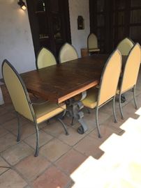 Outdoor table & chairs (8)