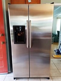 25 CF Stainless Refrigerator: http://www.ctonlineauctions.com/detail.asp?id=760604