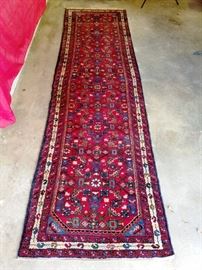 Vintage Wool Hall Runner http://www.ctonlineauctions.com/detail.asp?id=764085