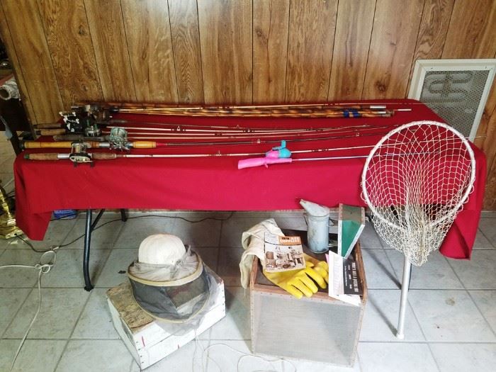 
Fishing Rods & Reels & Bee Keeping:
http://www.ctonlineauctions.com/detail.asp?id=764545