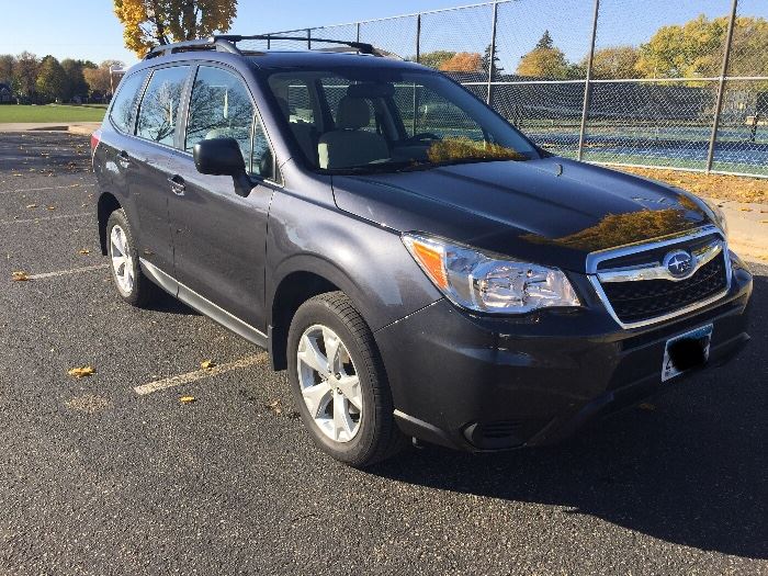 2016 Subaru Forester only 18,900 Miles! Balance of warranty to 4/9/19.  $19,500 or best offer.  Note there is a minimum in the vehicle.