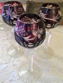 Cut to Clear Wine Glasses