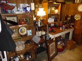 crocks / lamps / so much misc 