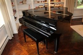 Yamaha Baby Grand