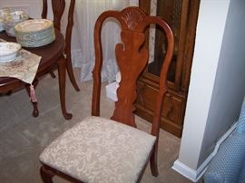DETAIL OF DINING CHAIR