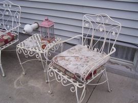 PATIO CHAIR & TABLE