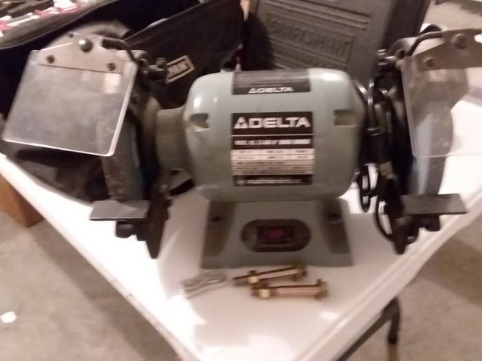 Delta Bench grinder