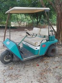 E-Z-Go 3 Wheel golf cart