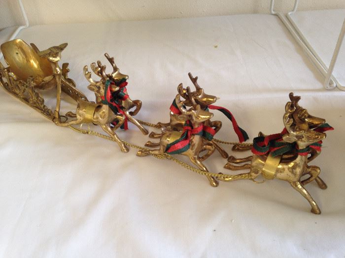 Darling brass sleigh and reindeer