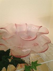 Pink bowl and plate