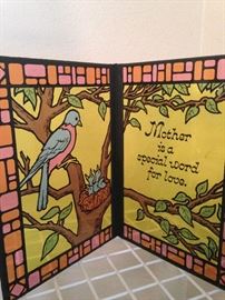 Bi-fold stain glass