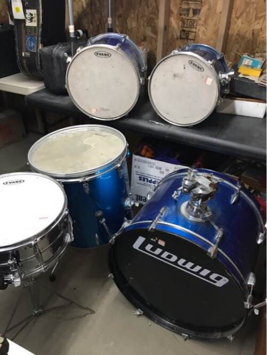 Vintage Accent Drums by Ludwig