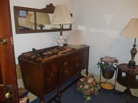 Server & ornate mirror w/etched glass
