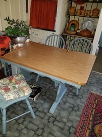 Country kitchen table and chairs