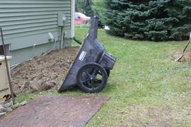 Rubber Maid Garden Cart 