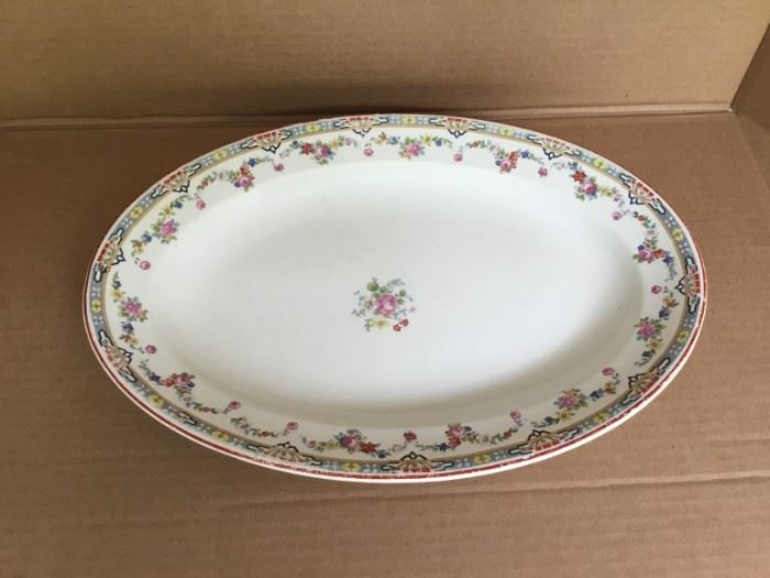 WH Grindley and Co. Serving Platter https://ctbids.com/#!/description/share/53092