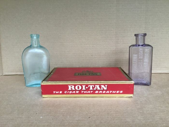 Roi-Tan Cigar Box and Glass Medicine Bottles https://ctbids.com/#!/description/share/53053
