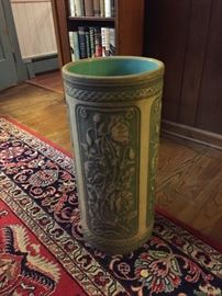Weller Poppy umbrella stand in excellent condition.