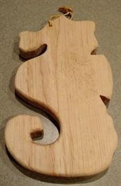  Seahorse Shaped Cutting Board, unusual and like new! This is hand made ready to put in a beach home kitchen or any place you call home. Very unique. 