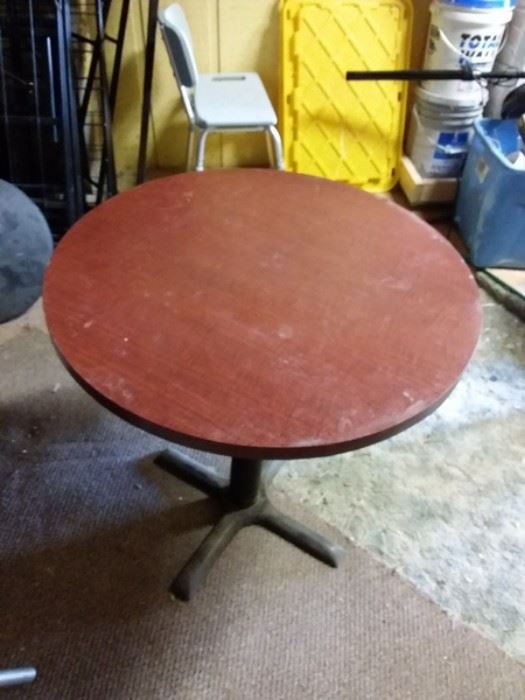 11 Small Round Commercial Tables