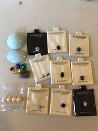 Gemstones including 4 real pearls