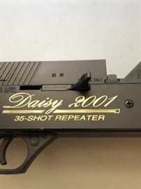 Daisy 2001 35-shot repeater 