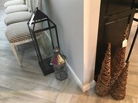 Garden Lanterns, Decorative items and more chairs!