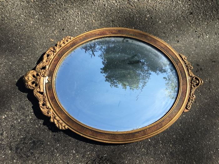 Oval Mirror in Wooden Frame https://ctbids.com/#!/description/share/53716