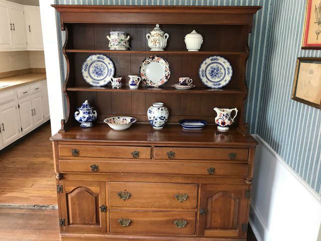 Furniture - china cabinet