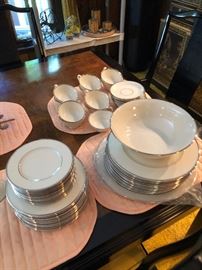 LENOX CHINA SET,