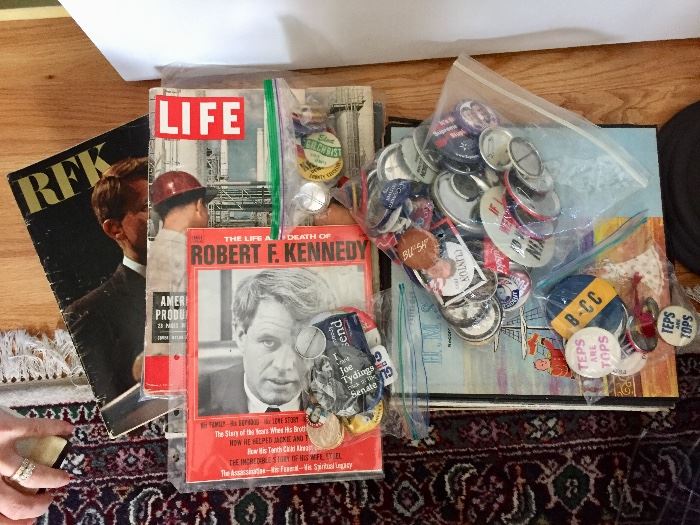 Collection Life Magazine and political buttons