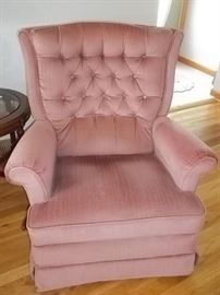 Lazyboy swivel rocker recliner, excellent condition