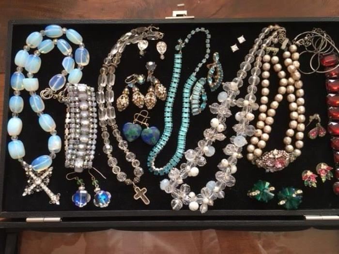 Various vintage necklaces, bracelets and earrings
